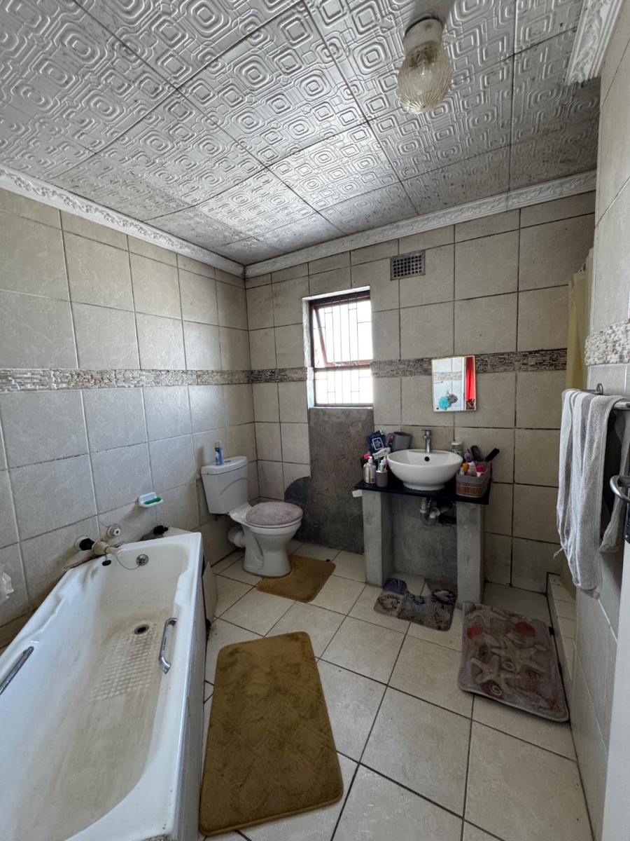 To Let 3 Bedroom Property for Rent in Tuscany Glen Western Cape